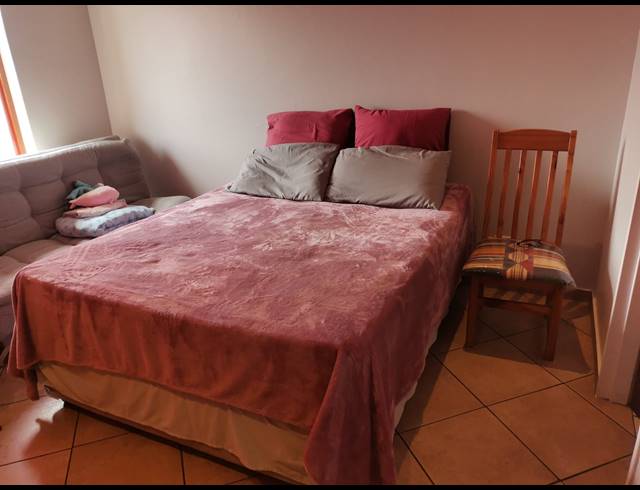 2 BEDROOM SECTIONAL TITLE FOR SALE IN SONNEVELD